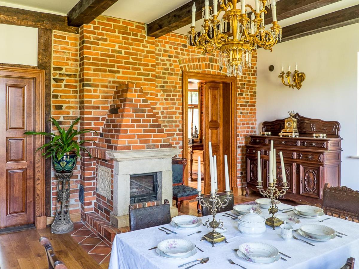 Dwor Gogolewo Nad Warta Bed and Breakfast Ksiaz Wielkopolski Εξωτερικό φωτογραφία