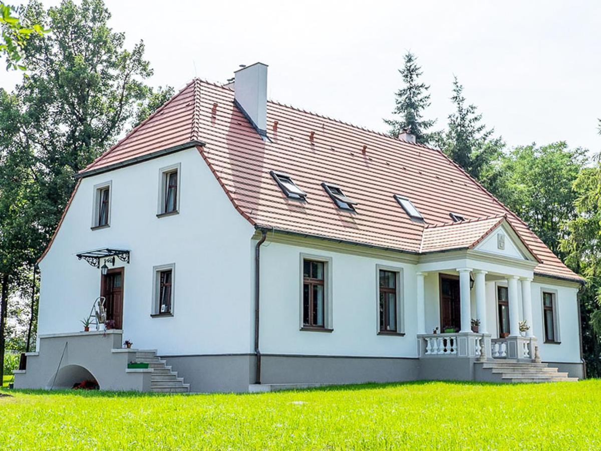 Dwor Gogolewo Nad Warta Bed and Breakfast Ksiaz Wielkopolski Εξωτερικό φωτογραφία