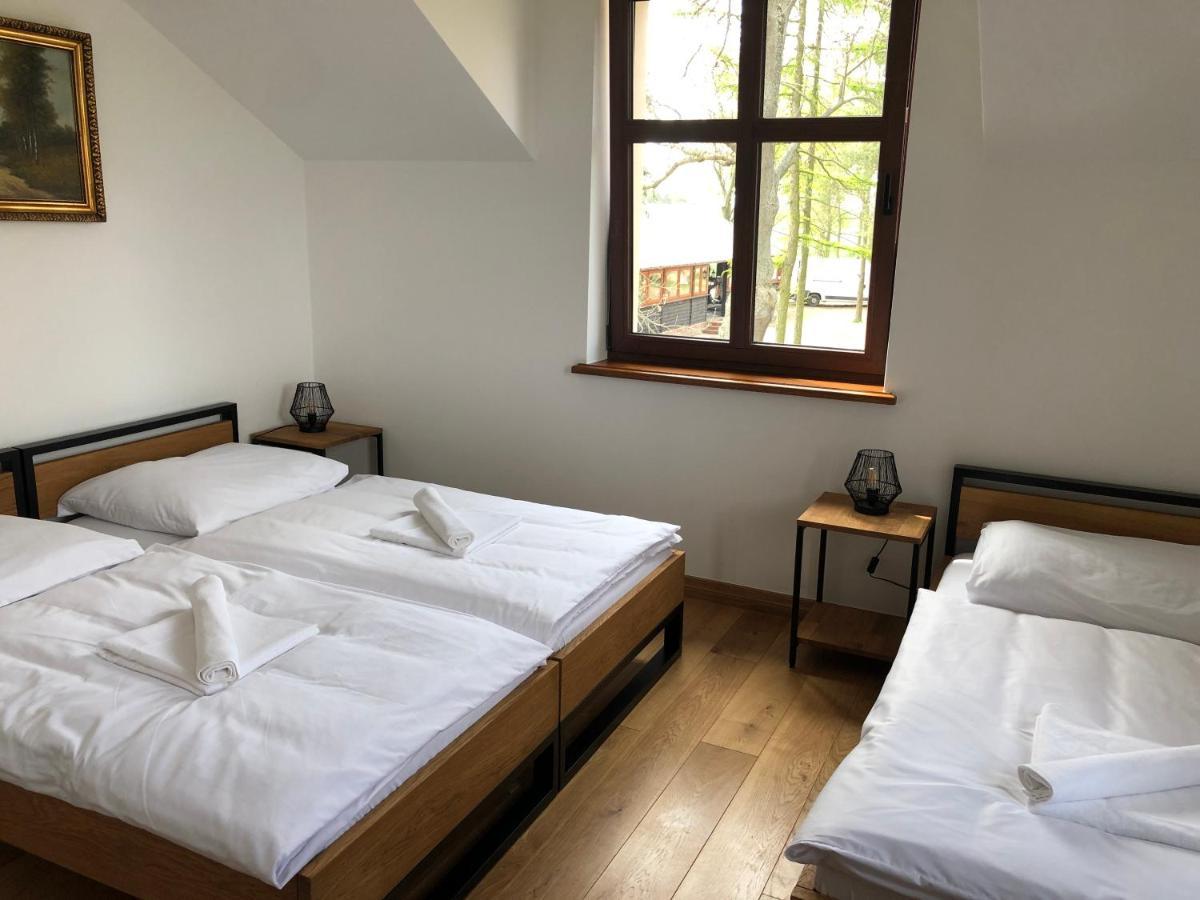 Dwor Gogolewo Nad Warta Bed and Breakfast Ksiaz Wielkopolski Εξωτερικό φωτογραφία