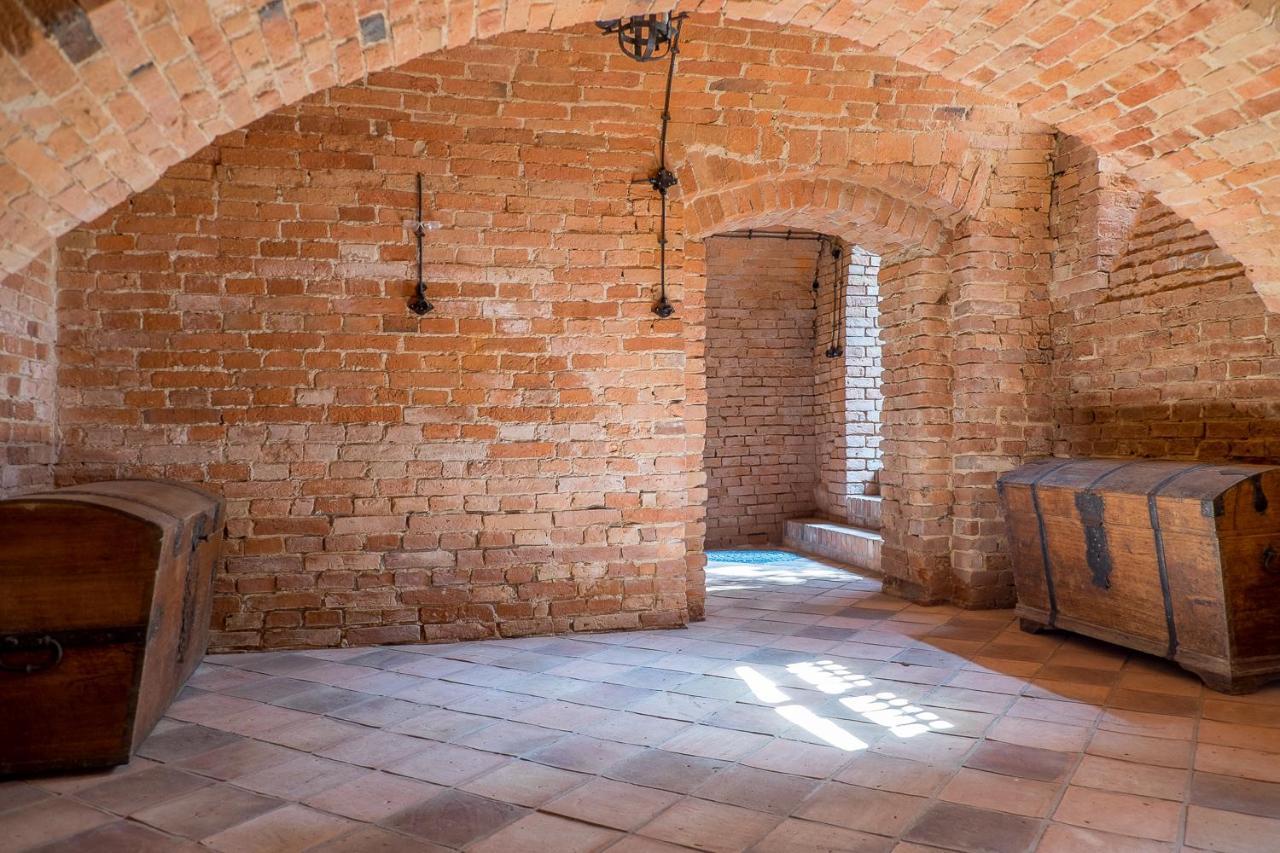 Dwor Gogolewo Nad Warta Bed and Breakfast Ksiaz Wielkopolski Εξωτερικό φωτογραφία