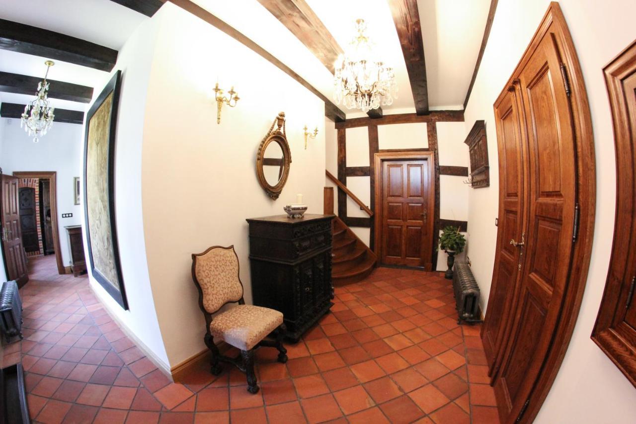 Dwor Gogolewo Nad Warta Bed and Breakfast Ksiaz Wielkopolski Εξωτερικό φωτογραφία