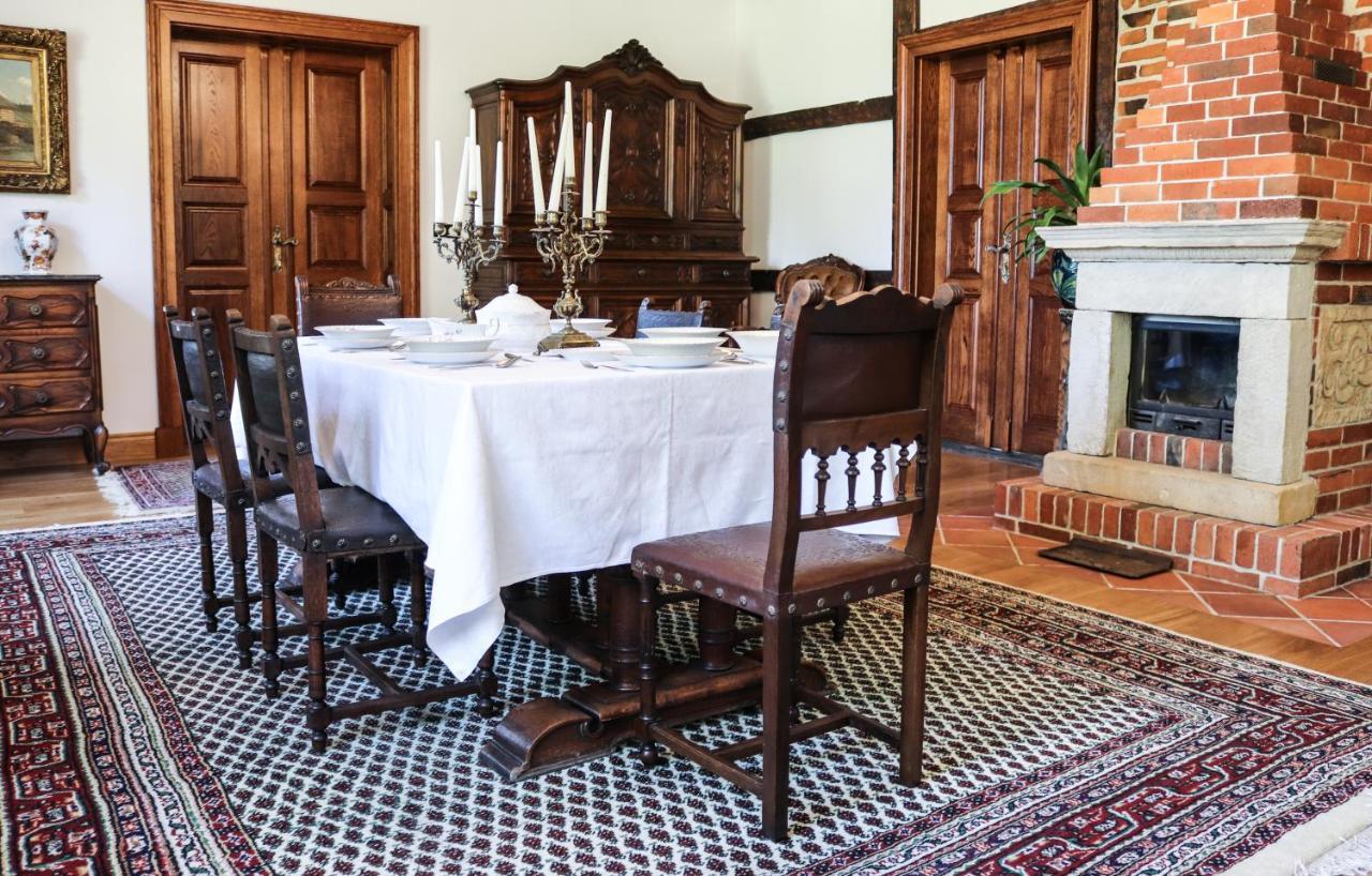 Dwor Gogolewo Nad Warta Bed and Breakfast Ksiaz Wielkopolski Εξωτερικό φωτογραφία